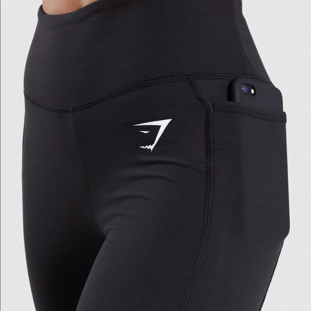 Black gymshark dreamy leggings